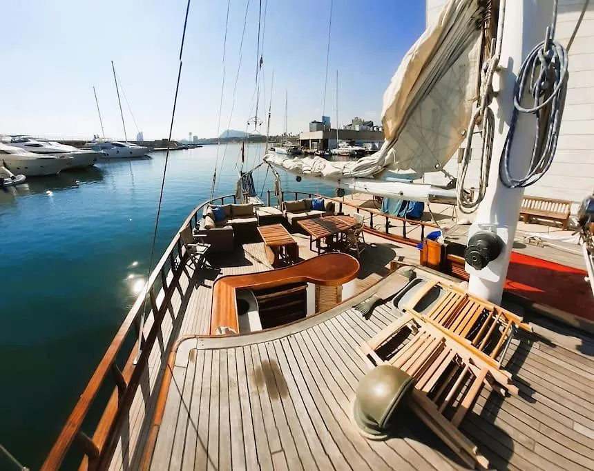 Hotel Adara Yacht - Big Turkish Gulet Barcelona