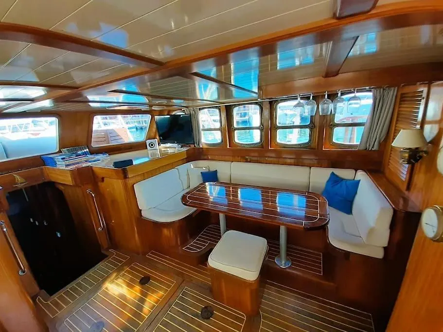 Adara Yacht - Big Turkish Gulet Barcelona Hotel Botel