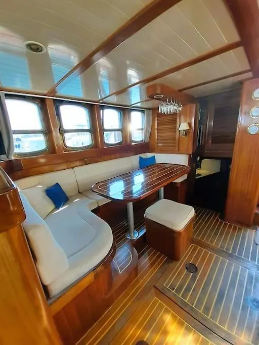 Adara Yacht - Big Turkish Gulet Barcelona Hotel Botel
