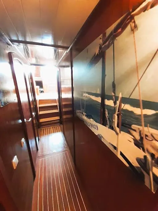 Adara Yacht - Big Turkish Gulet Barcelona Hotel Botel